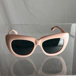 Beverly Hills Hotel Women Sunglasses